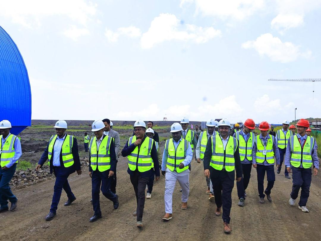 የአማራ ክልል ርዕሰ መስተዳድር የዓባይ ሲሚንቶ ፋብሪካ ፕሮጀክትን ጎበኙ - Image 6